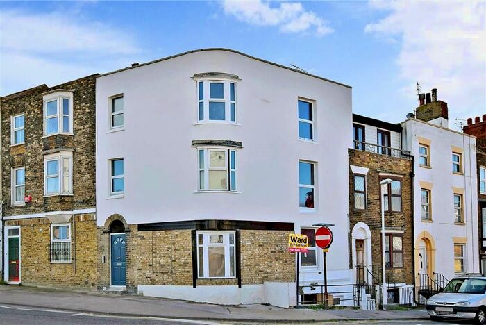 1 Bedroom Flat For Sale In Northdown Road, Margate, CT9