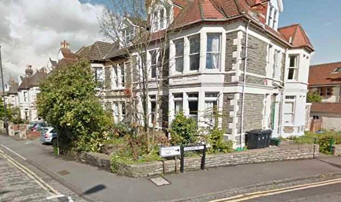 4 Bedroom Apartment To Rent In Ground Floor Flat, Coldharbour Road, BS6