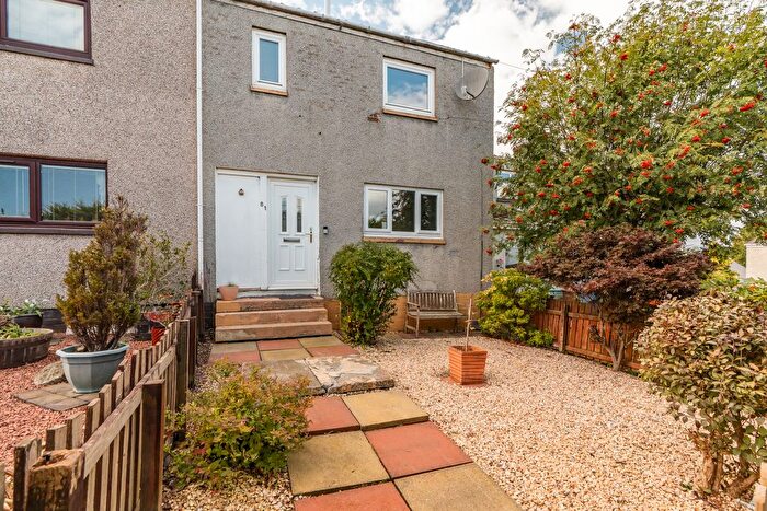 3 Bedroom Villa For Sale In Kaimes Crescent, West Lothian, EH27