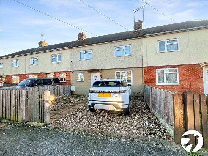 3 Bedroom Terraced House To Rent In Middletune Avenue, Sittingbourne, Kent, ME10