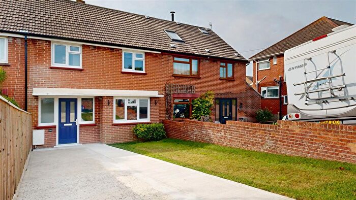3 Bedroom Property To Rent In Lower Putton Lane, Chickerell, Weymouth, DT3