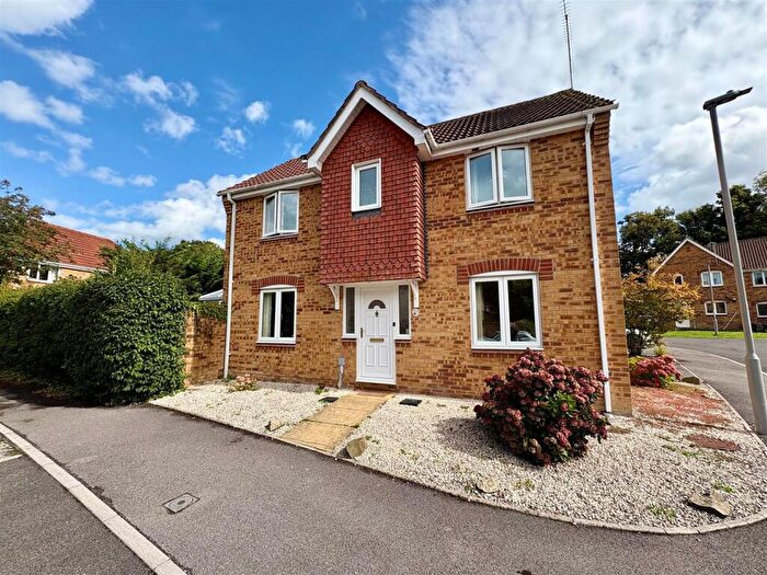 3 Bedroom Detached House For Sale In Albion Way, Verwood, BH31