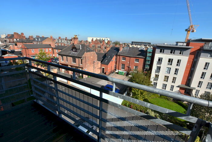 2 Bedroom Apartment To Rent In Ropewalk Court, Canning Circus, NG1