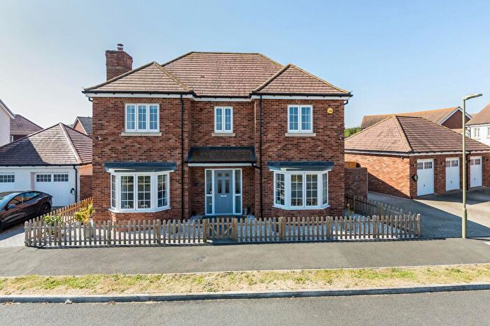 4 Bedroom Detached House For Sale In Holly Lane, Drayton, OX14