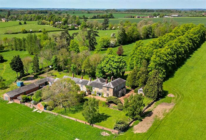 8 Bedroom Detached House For Sale In Ravenstone Lane, Horton, Northamptonshire, NN7