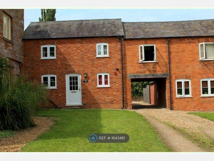 2 Bedroom Terraced House To Rent In Queen Street, Weedon, NN7