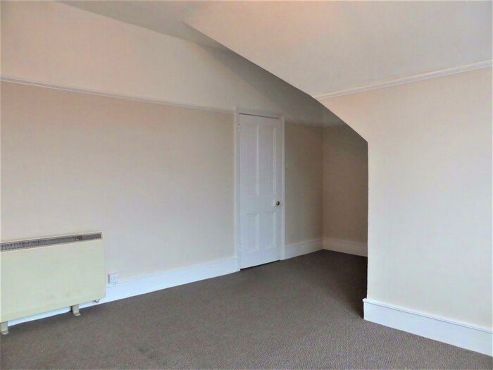 1 Bedroom Flat To Rent In Raphael Road -, P15