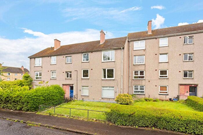 2 Bedroom Flat For Sale In / Magdalene Drive, Edinburgh, EH15
