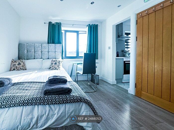 Studio To Rent In Woodford Avenue, Ilford, IG2