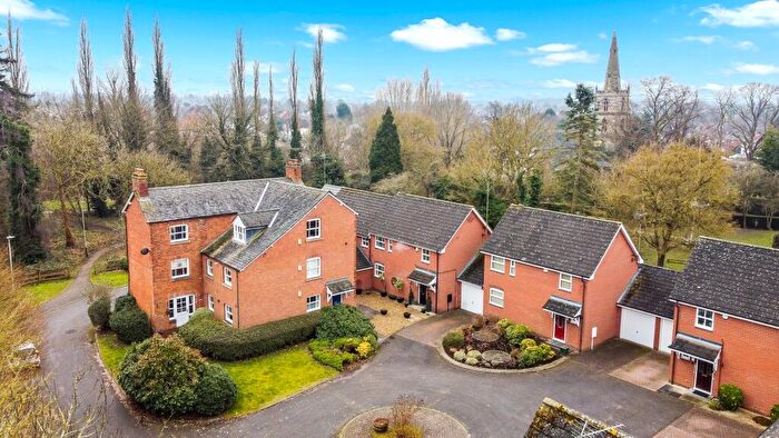 2 Bedroom Flat For Sale In Balmoral Close, South Knighton, Leicester, LE2