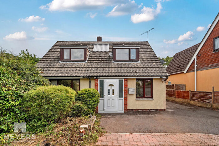 4 Bedroom Detached Bungalow For Sale In Filleul Road, Wareham, BH20