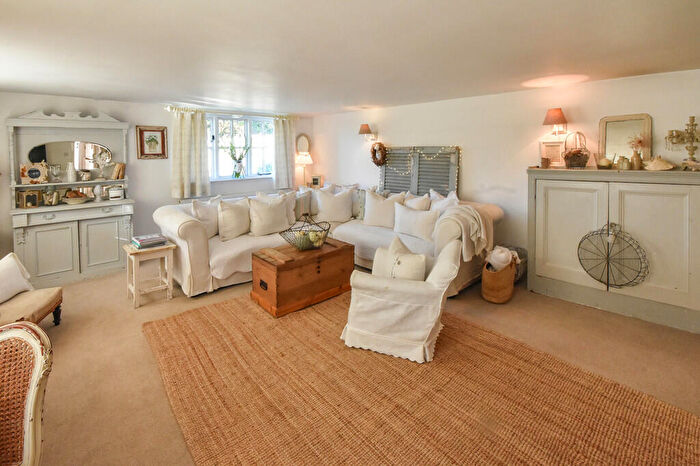 3 Bedroom Cottage For Sale In Main Street, Hickling, LE14