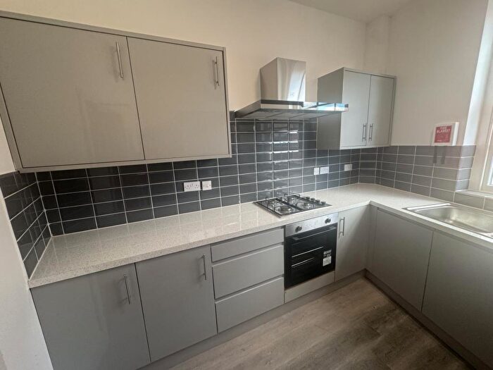 5 Bedroom House Of Multiple Occupation To Rent In West Street, Fareham, PO16