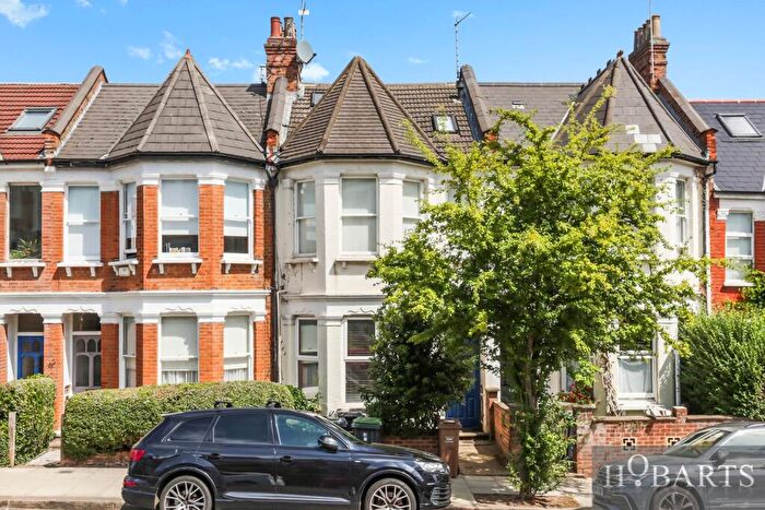 1 Bedroom Flat For Sale In Victoria Road, Alexandra Park, N22
