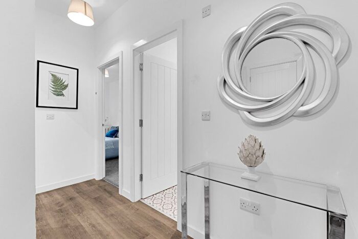 2 Bedroom Flat To Rent In Cotton Gardens, Union Mill, Vernon Street, Bolton, BL1