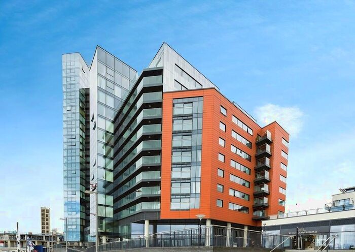 2 Bedroom Apartment To Rent In Ocean Village, Southampton, SO14