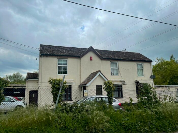 1 Bedroom Flat To Rent In Paper Mill Lane, Ipswich, IP8