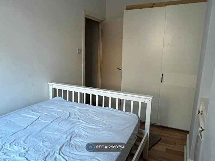 1 Bedroom Flat To Rent In High Street Harlesden, London, NW10