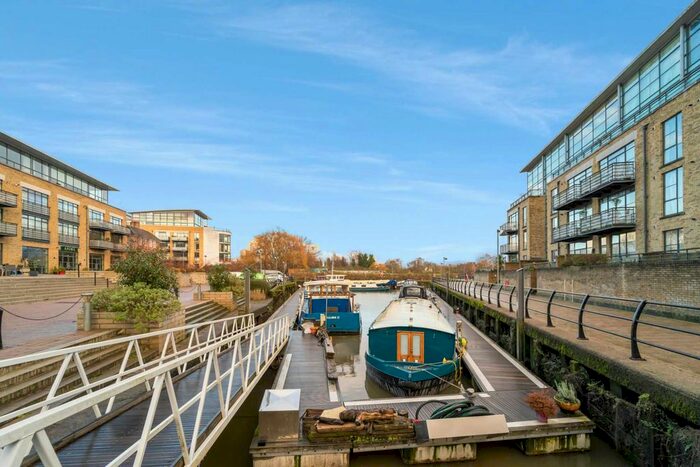 1 Bedroom Flat To Rent In Point Wharf Lane, Ferry Quays, Brentford, TW8
