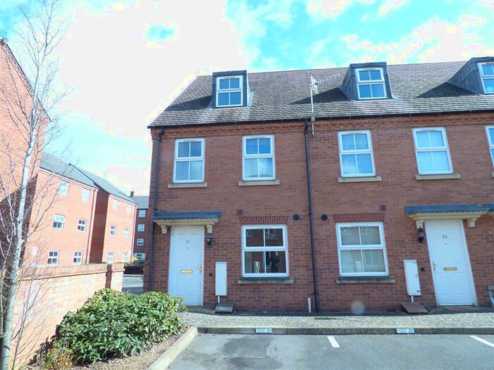 3 Bedroom Semi-Detached House To Rent In Huxley Court, Birmingham Road, CV37