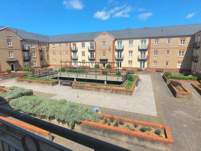 1 Bedroom Flat To Rent In Masters House, Coxhill Way, Aylesbury, HP21