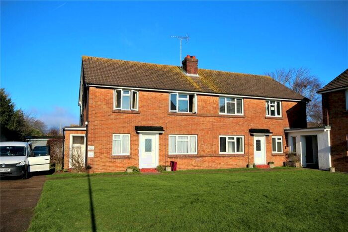 2 Bedroom Flat To Rent In Dolphin Court, Canterbury Road, Worthing, West Sussex, BN13