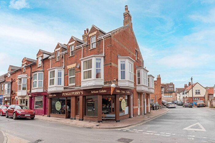 3 Bedroom Flat For Sale In Corner Street, Cromer, NR27
