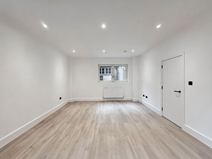 1 Bedroom Flat To Rent In St Johns Street, Colchester, CO2