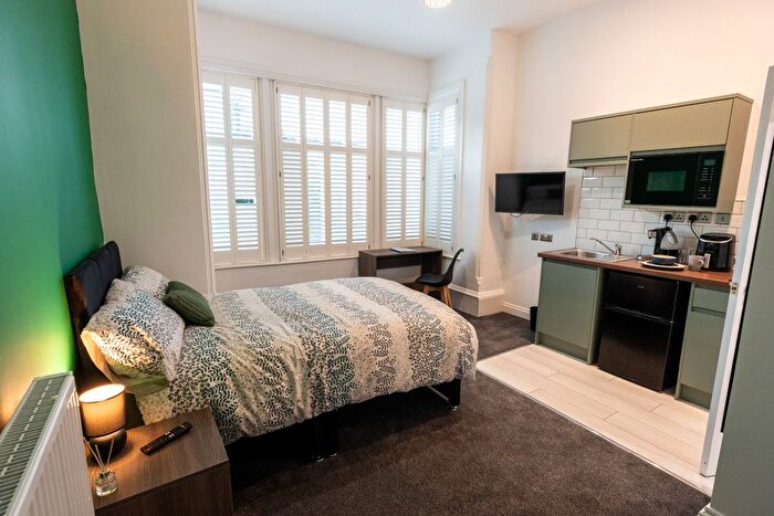 1 Bedroom Studio To Rent In Room, Burton Road, DE23