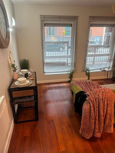 1 Bedroom Flat To Rent In Upper Allen Street, Sheffield, S3