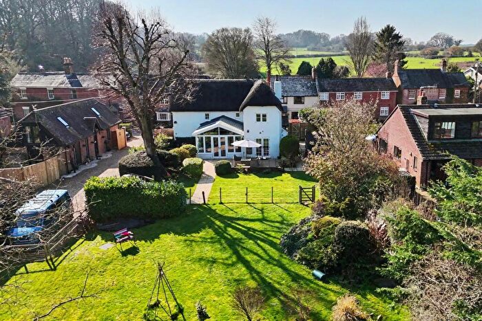 4 Bedroom Detached House For Sale In Damerham, SP6