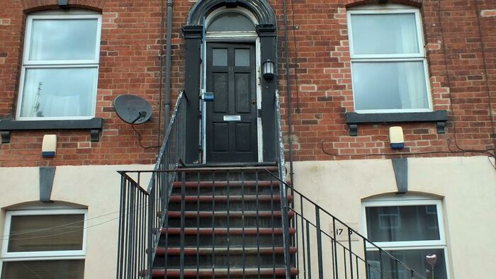 1 Bedroom Apartment To Rent In Flat, Providence Avenue, Leeds, West Yorkshire, LS6