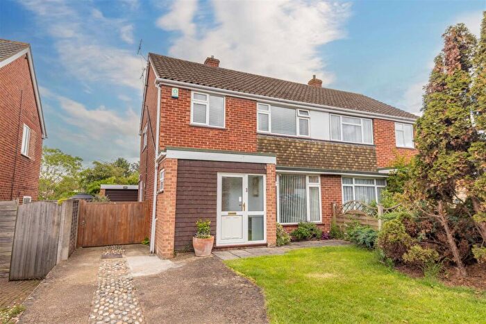 3 Bedroom House For Sale In Priors Road, Windsor, SL4