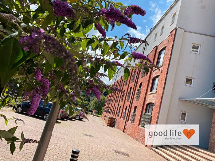 2 Bedroom Flat For Sale In Chandlers Road, Roker, Sunderland, SR6