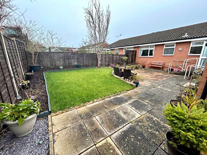 2 Bedroom Bungalow For Sale In Southway Drive, Yeovil, BA21