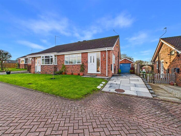 2 Bedroom Semi-Detached Bungalow For Sale In Wold View, South Cave, HU15