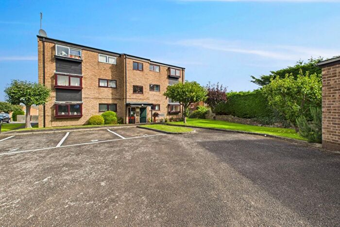 2 Bedroom Flat For Sale In Derwent Court, Everard Avenue, Bradway, S17