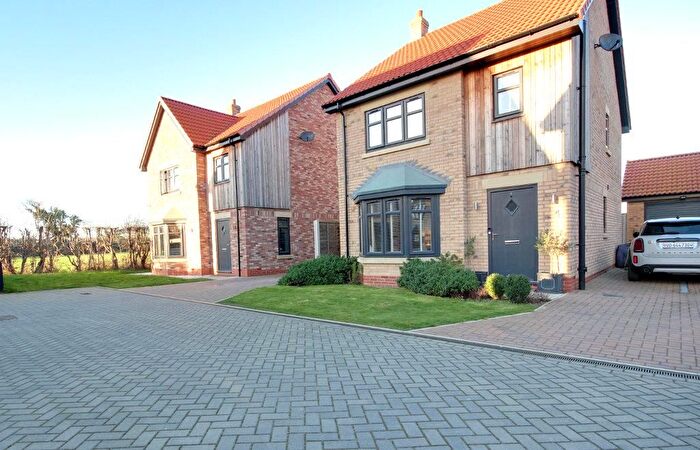 3 Bedroom Detached House For Sale In Curtis Grove, Cottingham, HU16