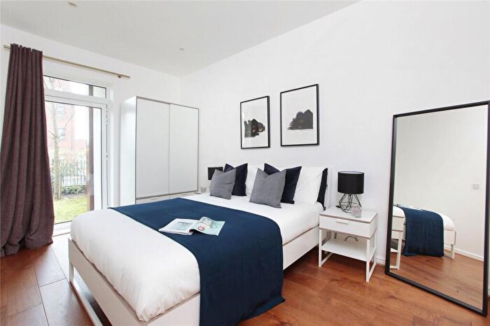 2 Bedroom Flat To Rent In New Gothic Lodge, Old Devonshire Road, SW12