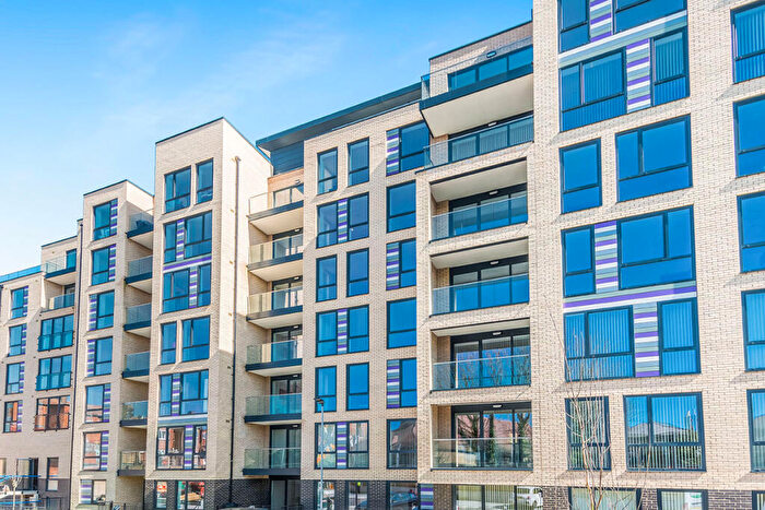 2 Bedroom Flat To Rent In Grove Place, London, SE9