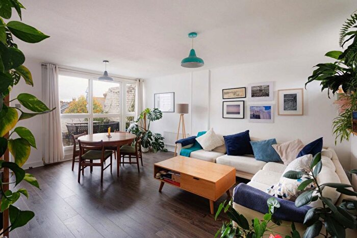 2 Bedroom Flat To Rent In Marlborough Road, London, N19