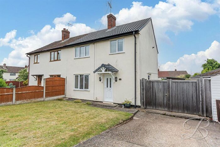3 Bedroom Semi-Detached House For Sale In The Markhams, New Ollerton, Newark, NG22