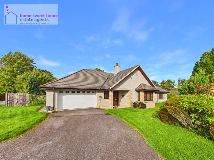 5 Bedroom Detached Bungalow For Sale In Mansefield Park, Kirkhill, IV5