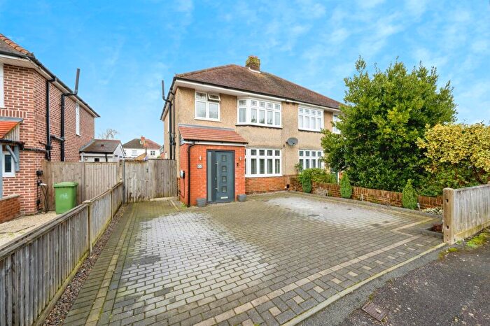 3 Bedroom Semi Detached House For Sale In St. Annes Gardens, Southampton, SO19