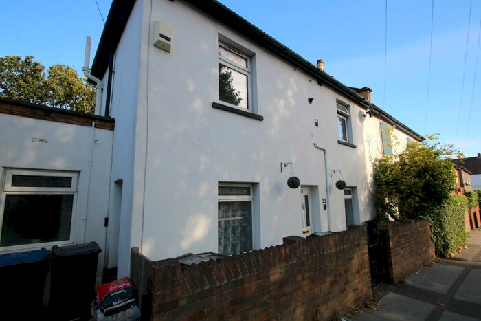 2 Bedroom Terraced House To Rent In Wickham Road, Croydon, CR0