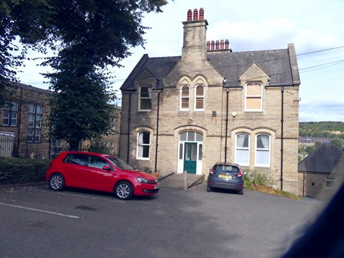 1 Bedroom Flat To Rent In Boothroyd House, Carlton Road, Dewsbury, West Yorkshire, WF13