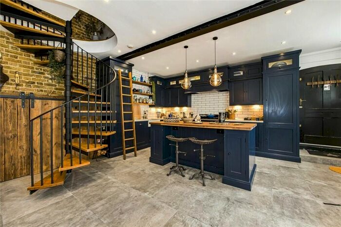 4 Bedroom Flat To Rent In Blackheath Village, London, SE3