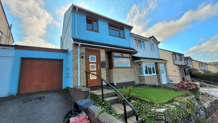 3 Bedroom Semi-Detached House To Rent In Wadebridge, PL27
