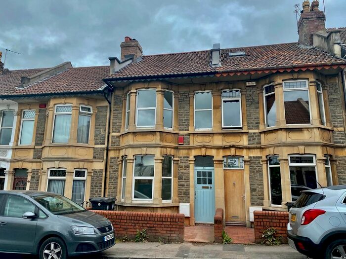 3 Bedroom Terraced House To Rent In Victoria Avenue, Bristol, BS5