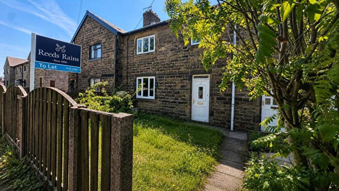 3 Bedroom Terraced House To Rent In Heathbourne Road, Bacup, Lancashire, OL13